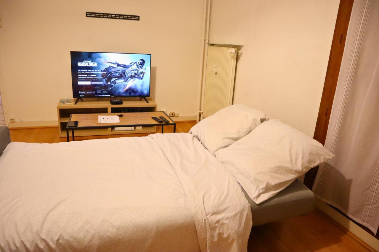 Апартаменты Guyon - Cosy Proche Gare Parking Facile - Balcon #Sirdest Франконвиль Экстерьер фото
